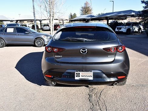 Used 2021 MAZDA MAZDA3 s image 8