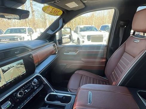 Used 2024 GMC Sierra 2500 Denali Ultimate image 20