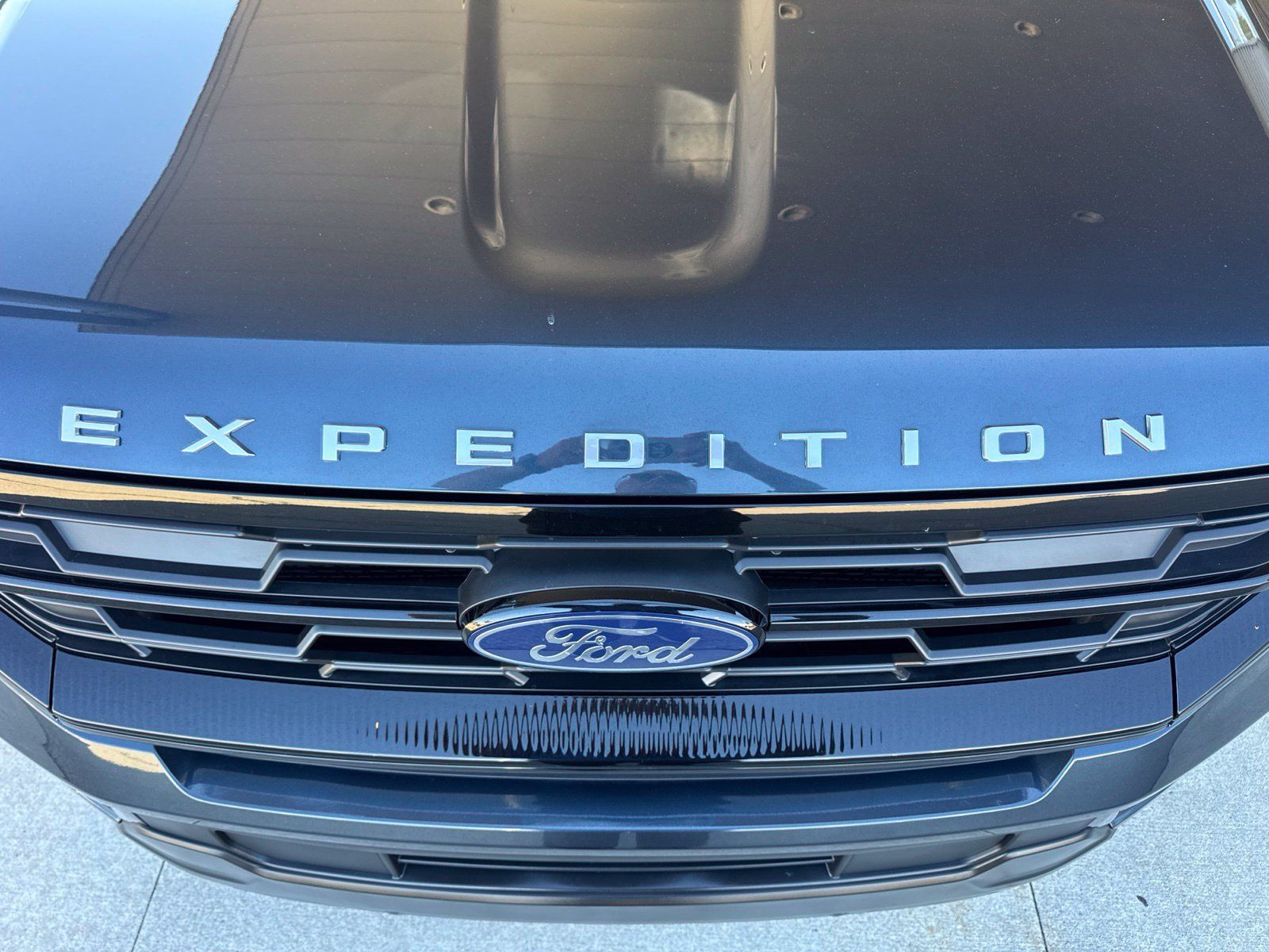 Certified 2025 Ford Expedition Active AWD/4WD image 14