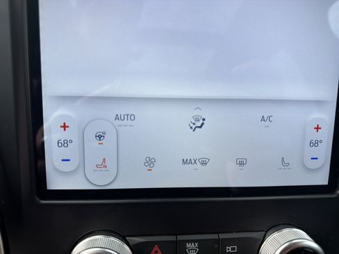 Used 2024 Ford Edge ST-Line image 28