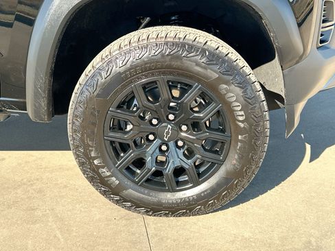Used 2026 Chevrolet Colorado Trail Boss image 10