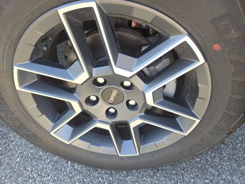 New 2026 GMC Terrain AT4 w/ Technology Package II image 13