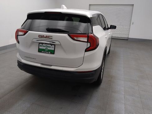 Used 2023 GMC Terrain SLE image 7