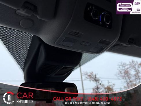 Used 2024 Ford Transit 350 XLT image 30