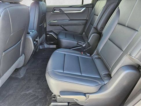 New 2026 GMC Acadia Elevation w/ Elevation Premium Package FWD image 16