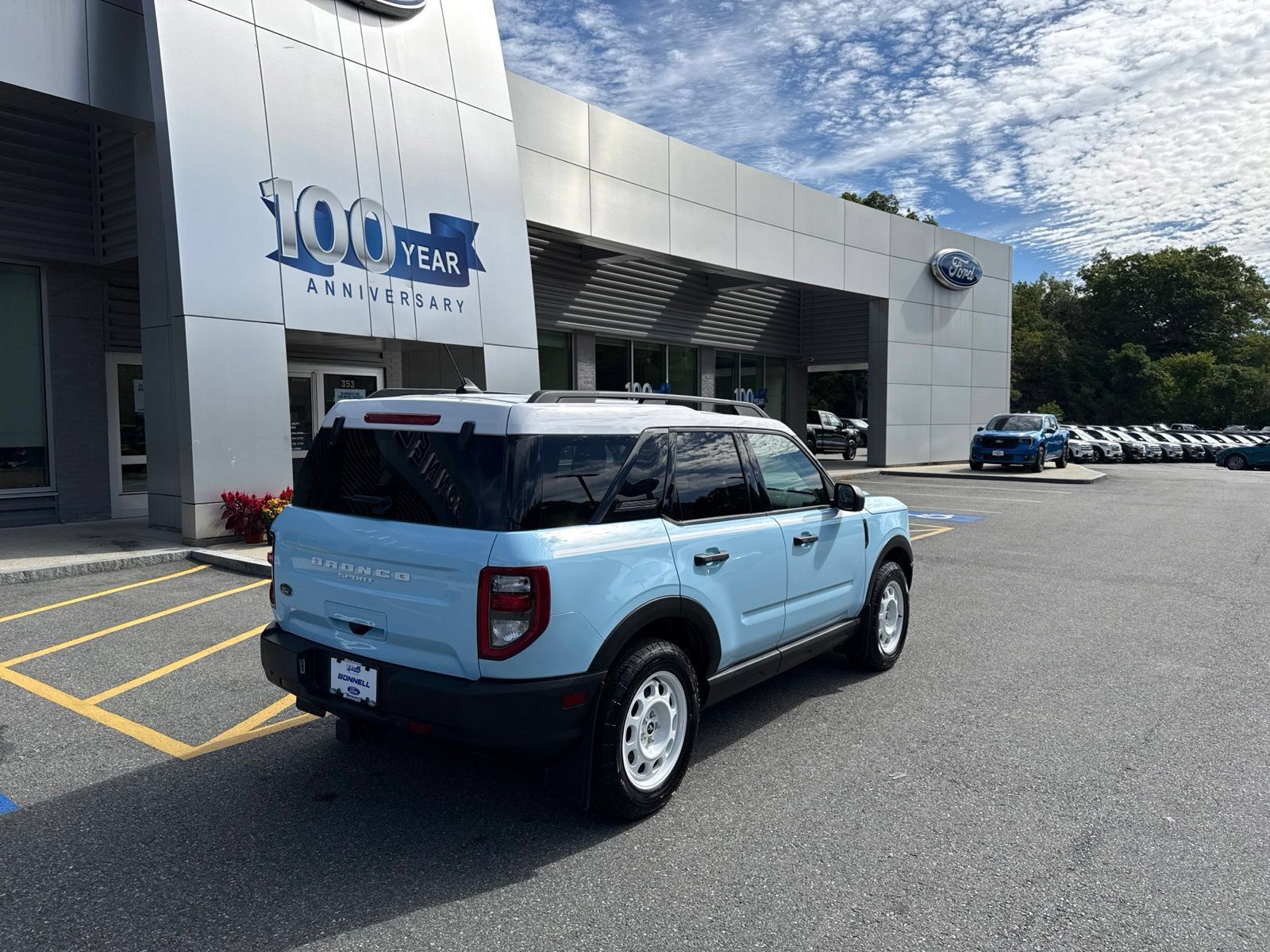 Used 2024 Ford Bronco Sport Heritage w/ Heritage Convenience Package AWD/4WD image 2