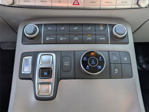 Used 2021 Hyundai Palisade SE image 23