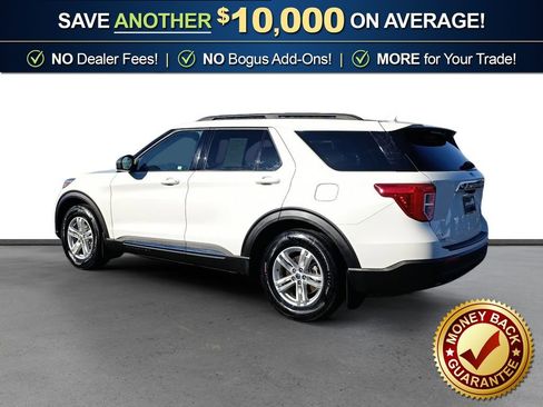 Used 2020 Ford Explorer XLT image 4