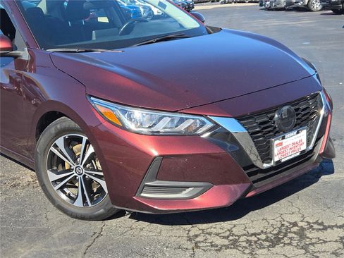 Used 2023 Nissan Sentra SV image 2