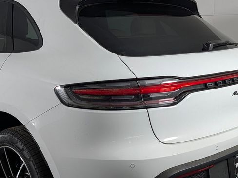 New 2026 Porsche Macan image 15