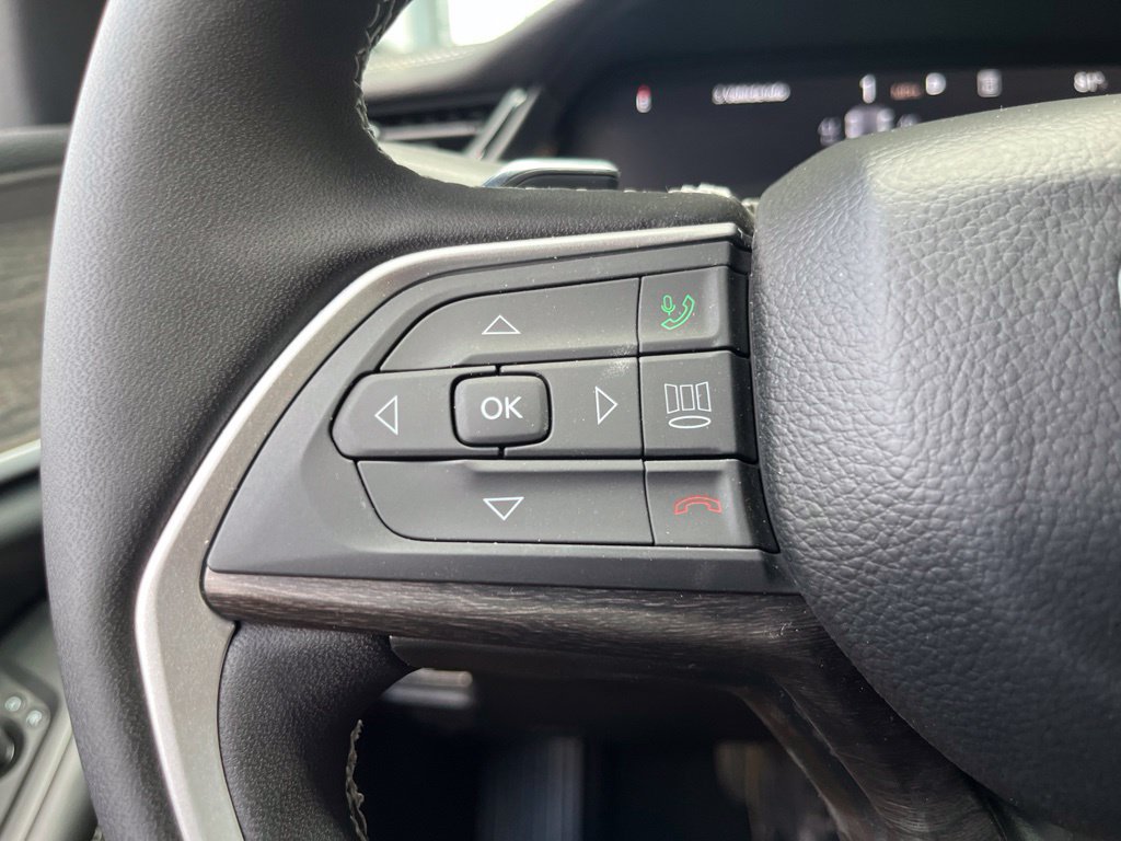 New 2026 Jeep Grand Cherokee Altitude AWD/4WD image 25