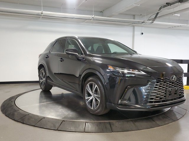 Used 2025 Lexus RX 350 Premium w/ Accessory Package AWD/4WD image 3