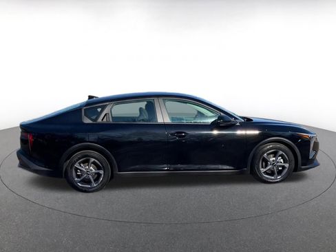 Used 2025 Kia K4 LXS image 15