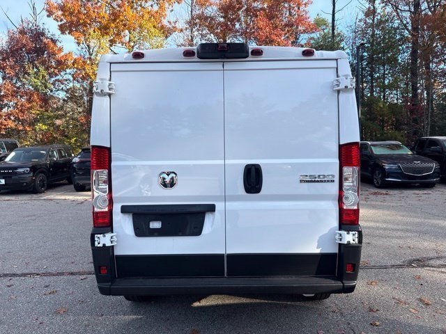 Used 2026 RAM ProMaster 2500 w/ Convenience Group FWD image 5