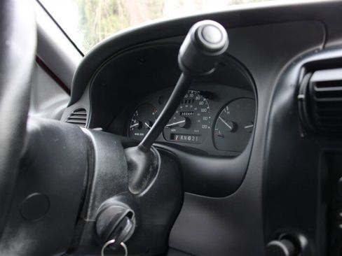 Used 2000 Ford Ranger XLT image 8