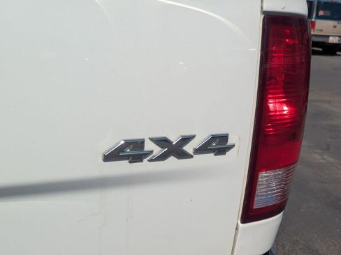 Used 2015 RAM 3500 SLT w/ Protection Group image 8