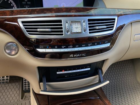 Used 2011 Mercedes-Benz S 550 S 550 4MATIC image 33