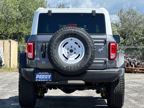 New 2026 Ford Bronco Heritage Edition image 4