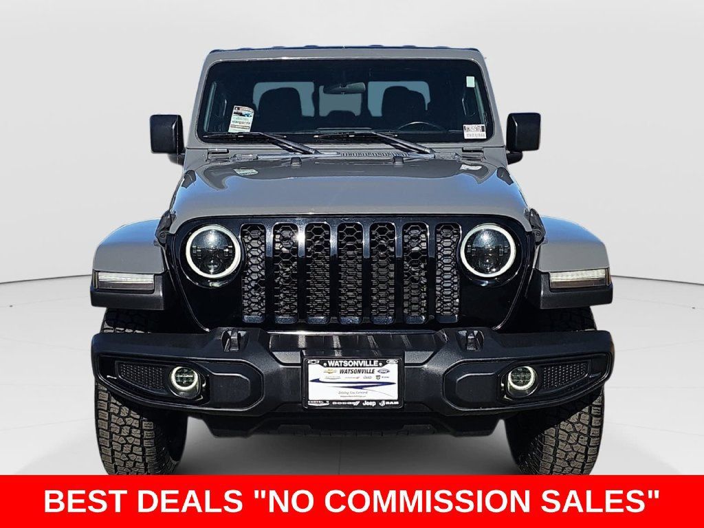 Used 2022 Jeep Gladiator Sport AWD/4WD image 8