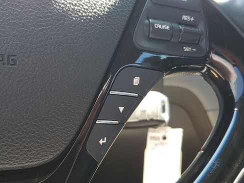 Used 2017 Kia Forte S FWD image 29