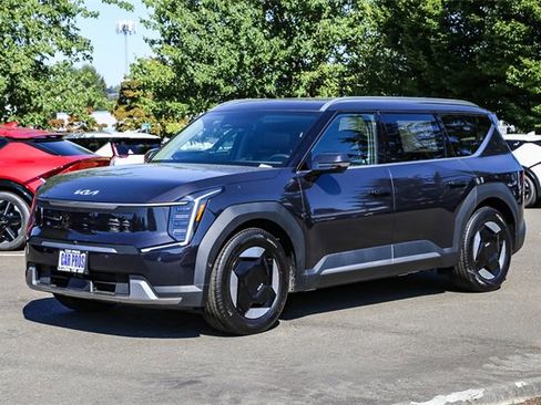 New 2026 Kia EV9 Wind image 4