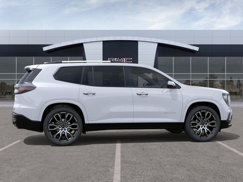 New 2026 GMC Acadia Denali Ultimate AWD/4WD image 5