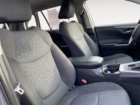 Used 2020 Toyota RAV4 XLE w/ All Weather Liner Package AWD/4WD image 15