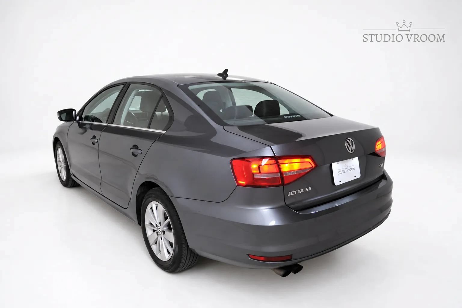 Used 2015 Volkswagen Jetta SE FWD image 5