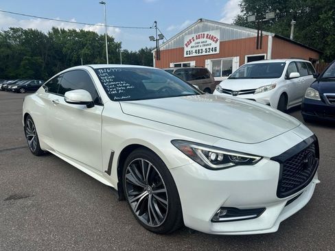 Used 2019 INFINITI Q60 3.0t Luxe w/ Essential Package AWD/4WD image 3