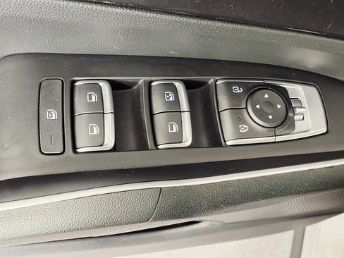 Used 2022 Kia Sorento LX FWD image 16