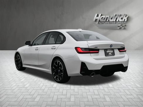 Used 2026 BMW 330i xDrive Sedan w/ M Sport Package AWD/4WD image 8