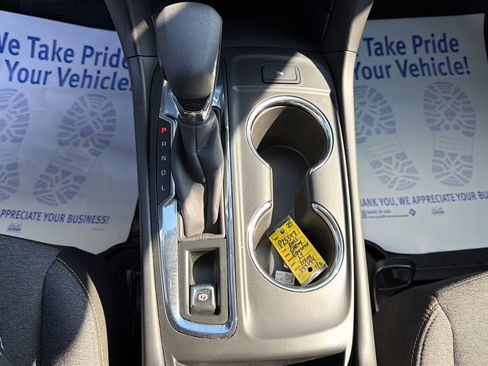 Used 2023 Chevrolet Equinox LT image 12