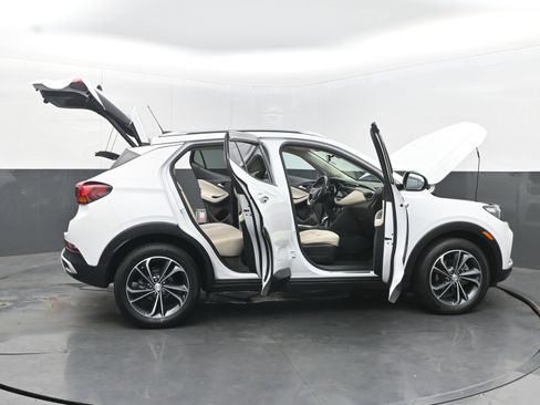 Used 2023 Buick Encore GX Select image 43