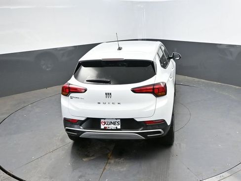 Used 2025 Buick Encore GX Preferred AWD/4WD image 42