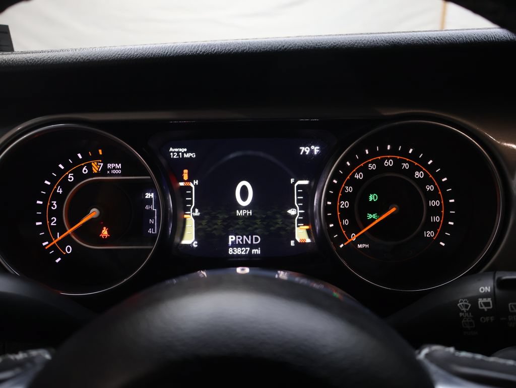 Used 2021 Jeep Wrangler Unlimited Sahara AWD/4WD image 23