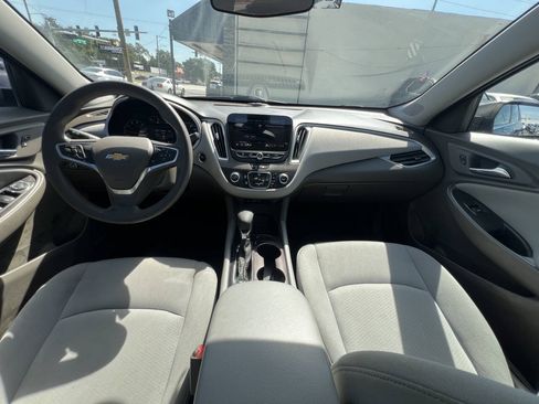 Used 2022 Chevrolet Malibu LS FWD image 14