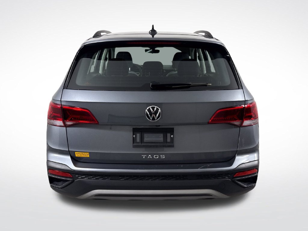 Used 2024 Volkswagen Taos S FWD image 4