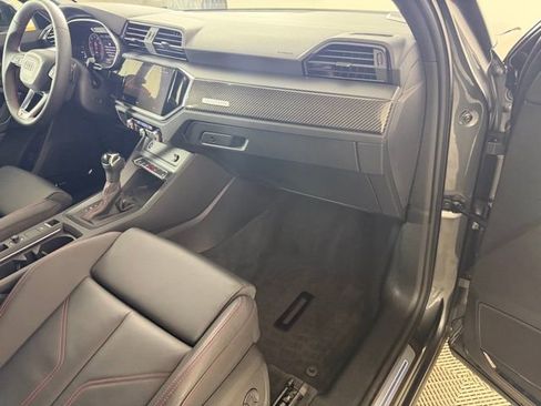 Used 2025 Audi Q3 2.0T Premium Plus w/ Premium Plus Package AWD/4WD image 23