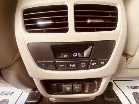 Used 2020 Acura MDX SH-AWD image 21