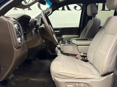 Used 2021 GMC Sierra 2500 SLE w/ SLE Value Package; image 32