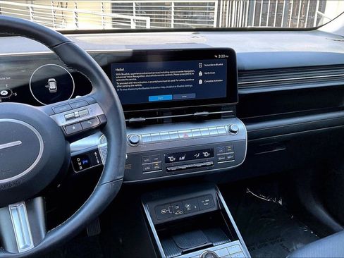 Certified 2024 Hyundai Kona Limited FWD image 8