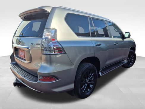 Used 2023 Lexus GX 460 Premium image 10