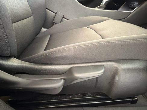 Used 2023 Chevrolet Malibu LT FWD image 24