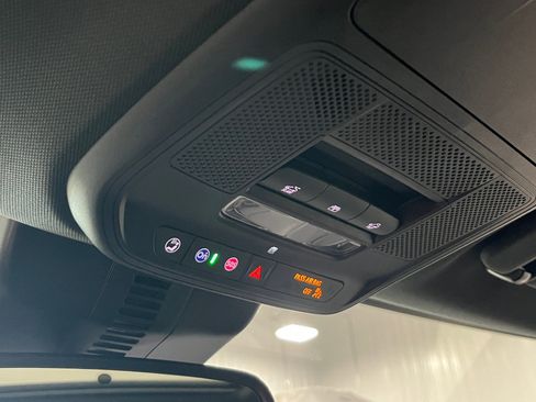 Certified 2025 Buick Enclave Sport Touring w/ Super Cruise Package image 16