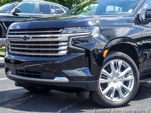 Certified 2023 Chevrolet Tahoe High Country w/ Max Trailering Package AWD/4WD image 3