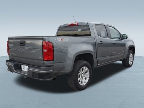 Used 2022 Chevrolet Colorado LT w/ Safety Package image 8