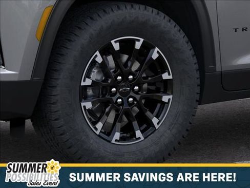 New 2026 Chevrolet Traverse Z71 w/ Driver Confidence Package AWD/4WD image 9