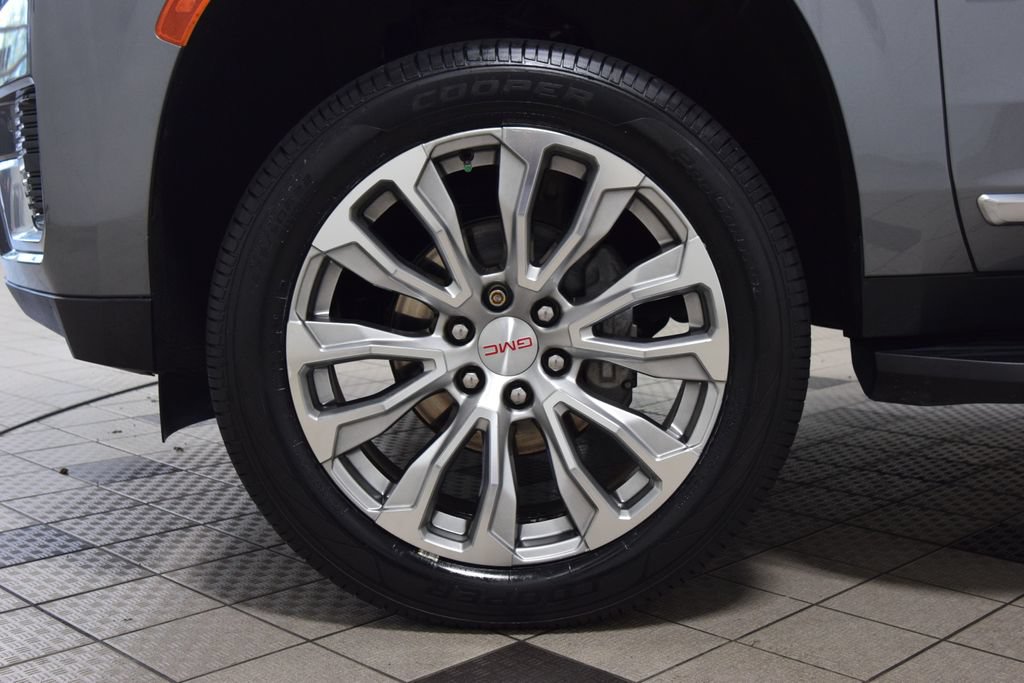 Used 2022 GMC Yukon Denali AWD/4WD image 30