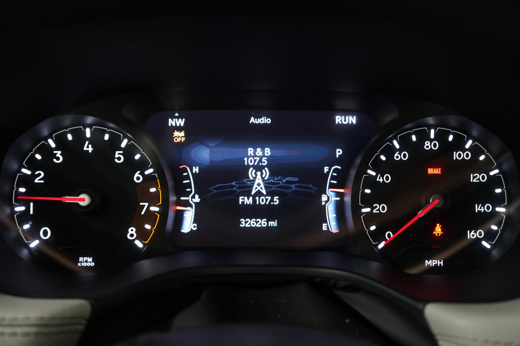Certified 2025 Jeep Compass Limited AWD/4WD image 16