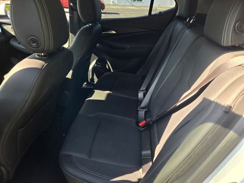 Certified 2025 Buick Encore GX Preferred FWD image 16
